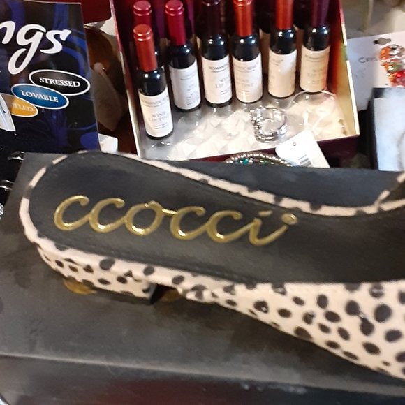 CCOCCI BLACK WHITE SNOW LEOPARD SLIDES MULES - Picture 2 of 3